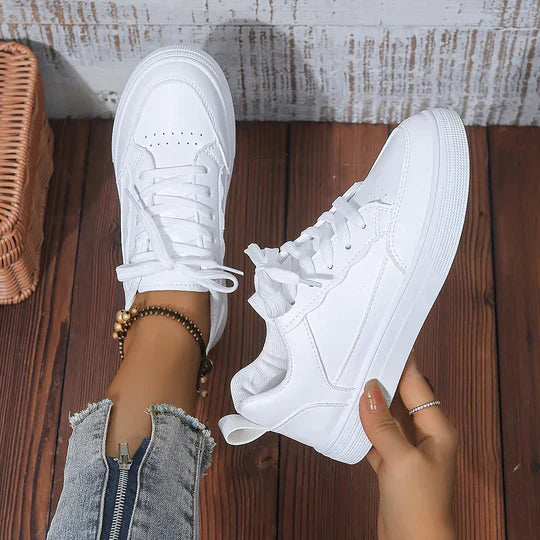 Zapatillas blancas para mujer