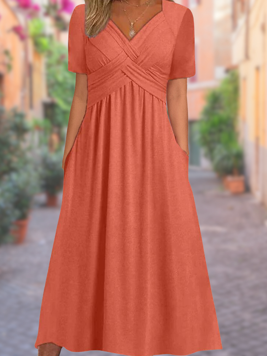 Elegante vestido de verano con cuello en V