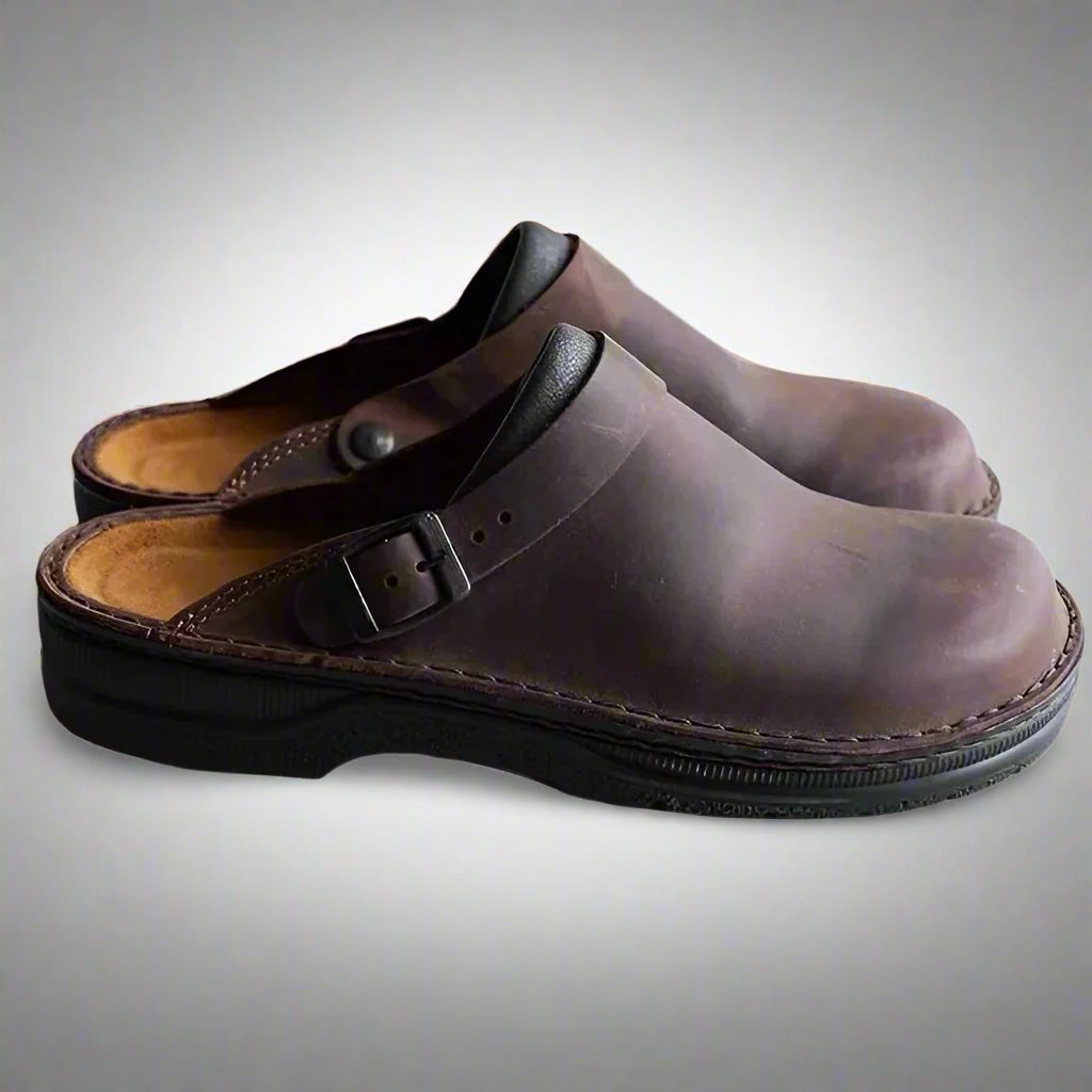 Zuecos unisex de cuero sin cordones