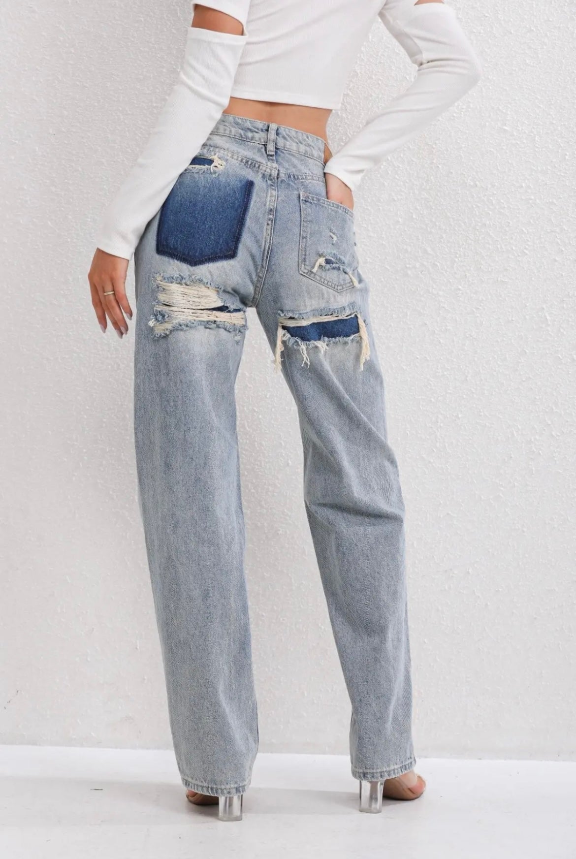 Vaqueros rotos vintage para mujer