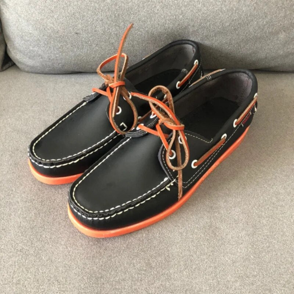 Zapatos náuticos elegantes