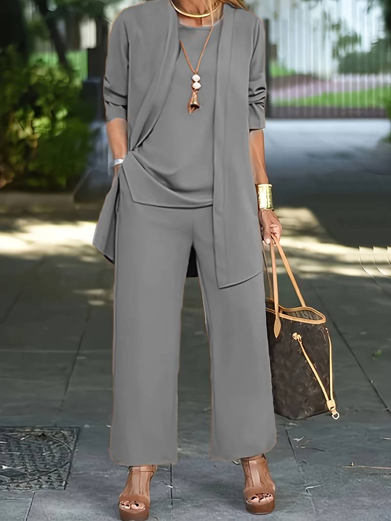 Aurora – Conjunto Elegante de Tres Piezas para Mujer con Diseño Sofisticado y Versatilidad