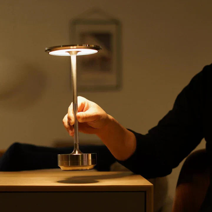 Lámpara de mesa LED inalámbrica recargable