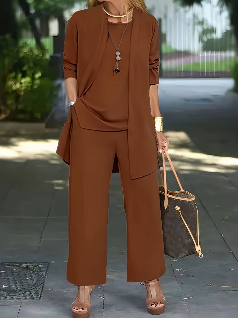 Aurora – Conjunto Elegante de Tres Piezas para Mujer con Diseño Sofisticado y Versatilidad