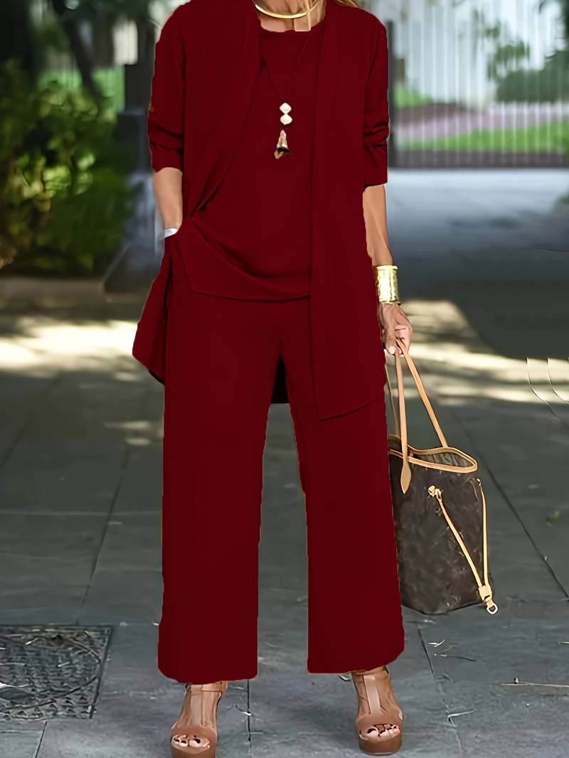 Aurora – Conjunto Elegante de Tres Piezas para Mujer con Diseño Sofisticado y Versatilidad