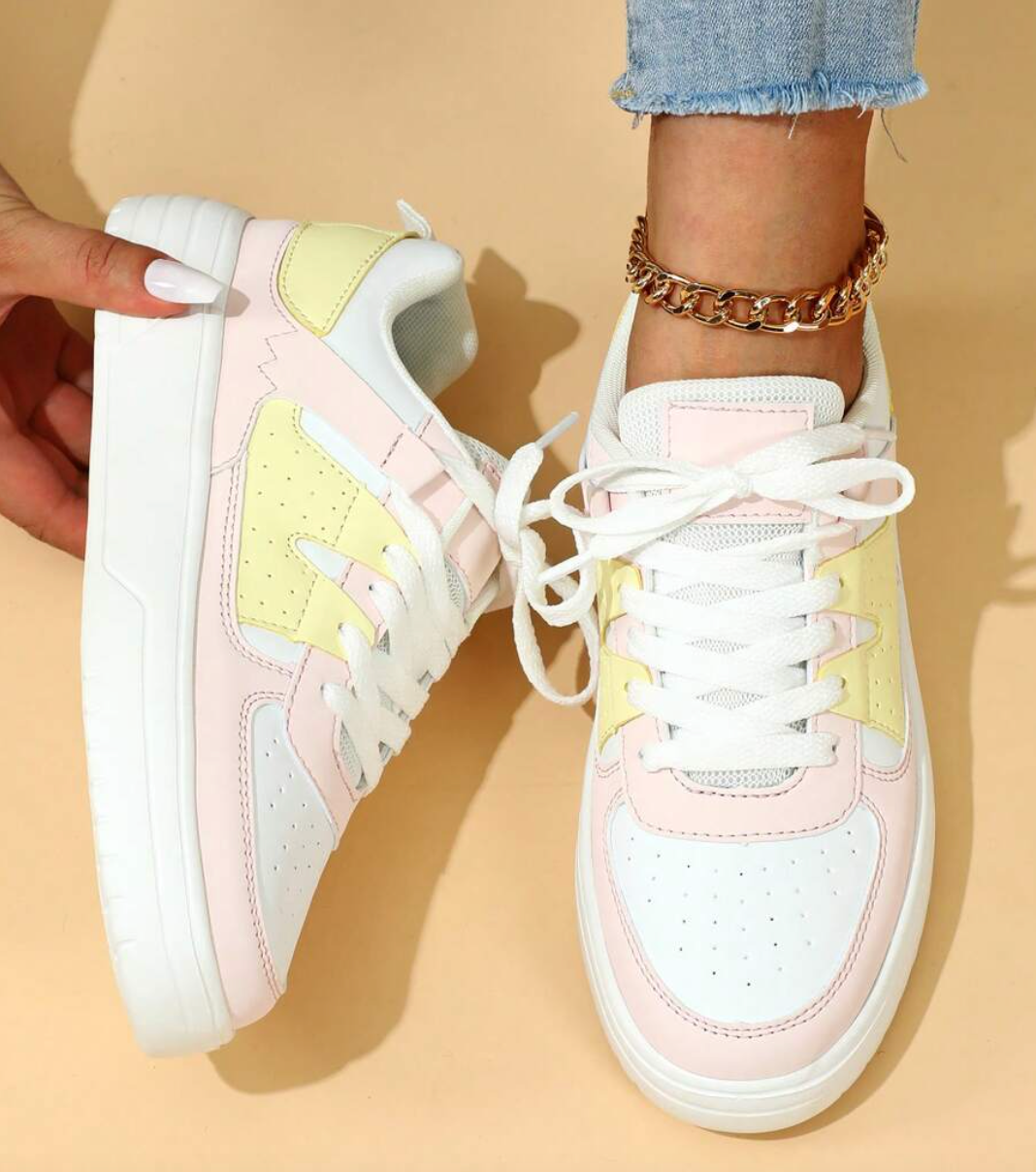 Zapatillas Deportivas para Mujer: Estilo y Comodidad para el Día a Día