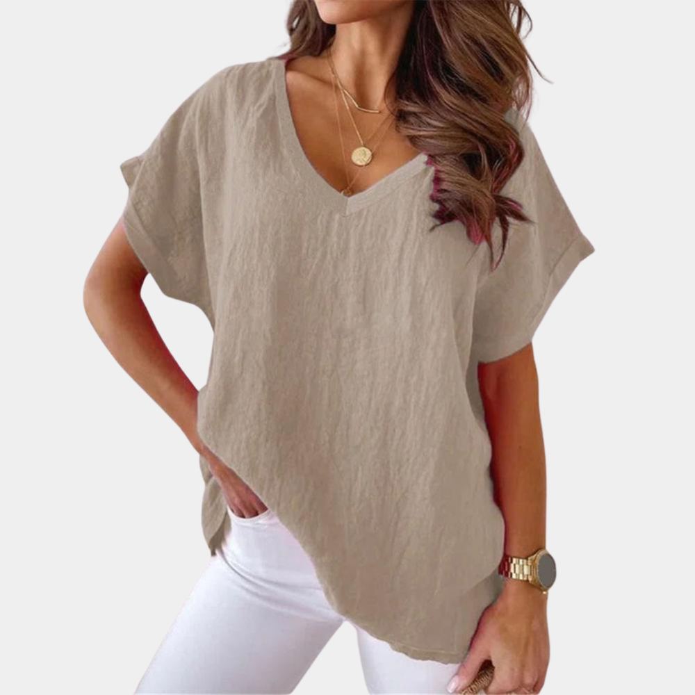 Elegancia sin esfuerzo: camiseta informal para mujer con un look estiloso.