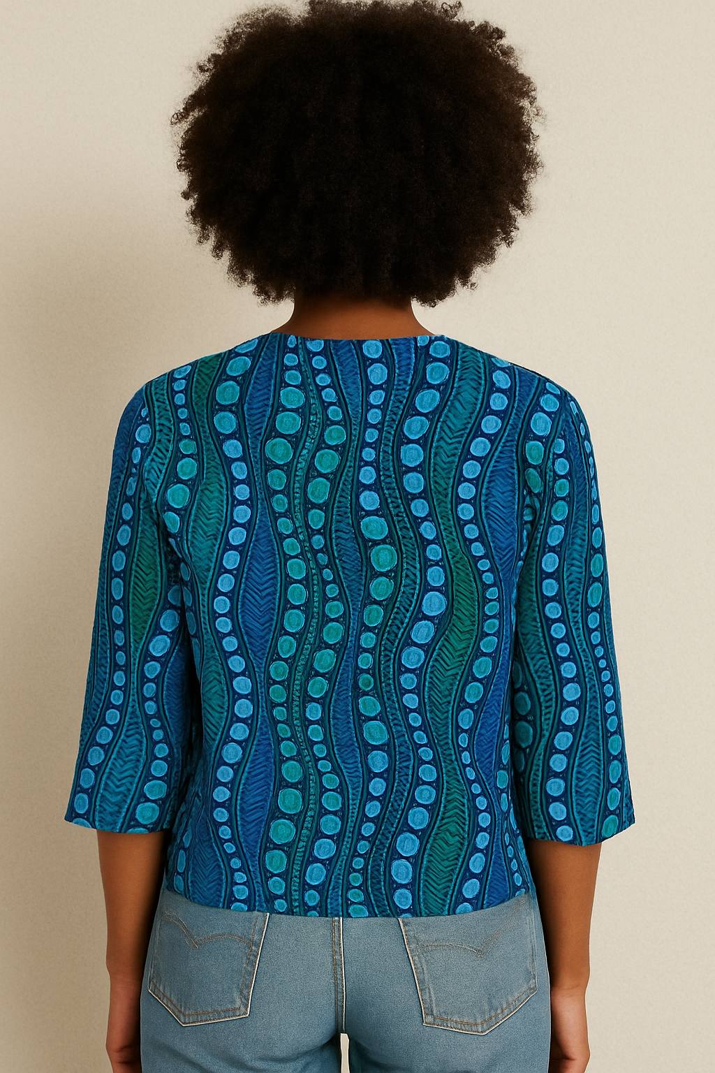 Blusa de lunares abstractos para mujer