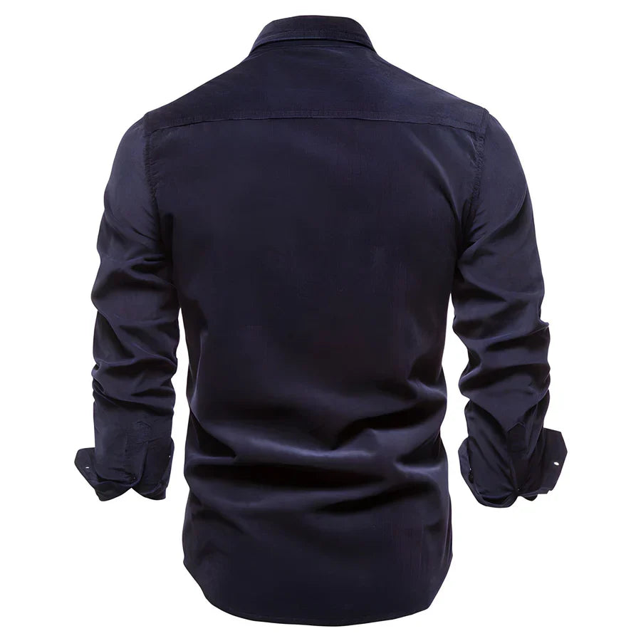 Camisa elegante y resistente para hombre