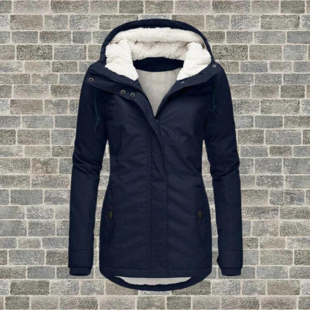 Abrigo de invierno de mujer con capucha