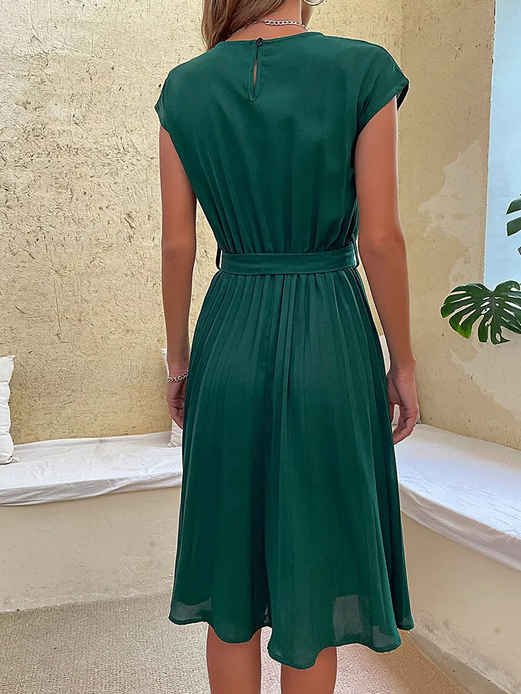 Minivestido plisado de manga corta