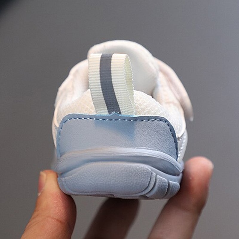 Zapatos descalzos para bebé