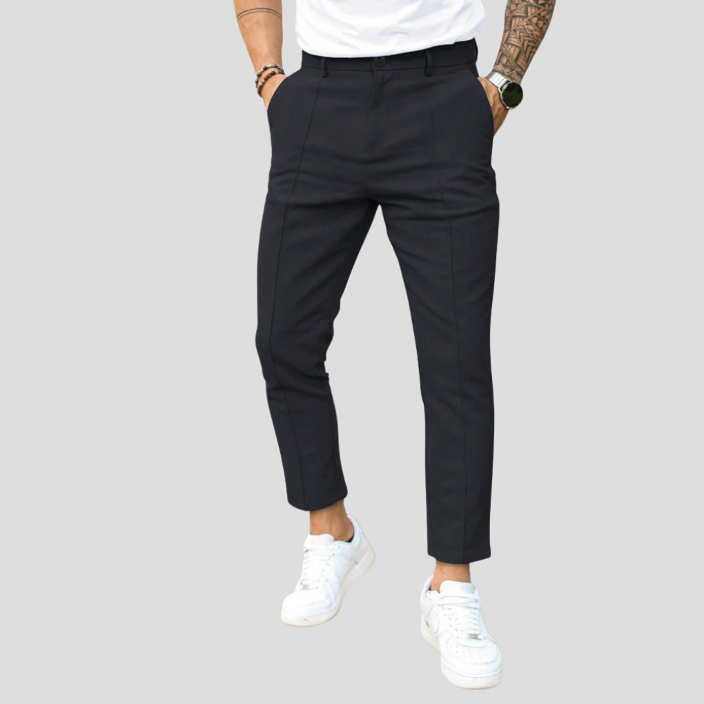 Pantalones de ocio para hombre: elegancia informal con un toque cotidiano