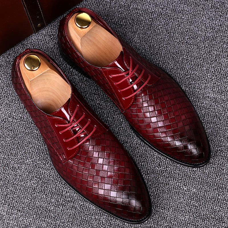 Zapatos elegantes de cuero con cordones para hombre