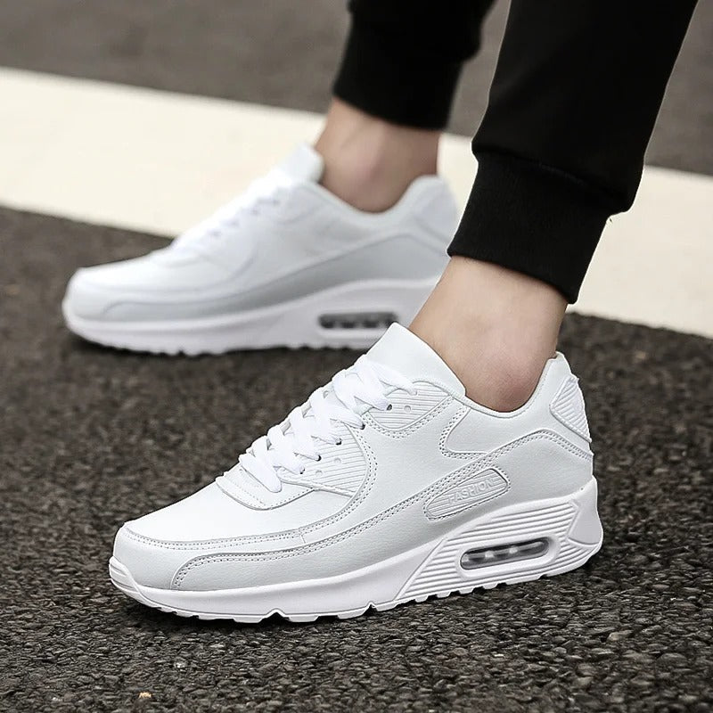 Zapatillas deportivas blancas de suela alta para hombre