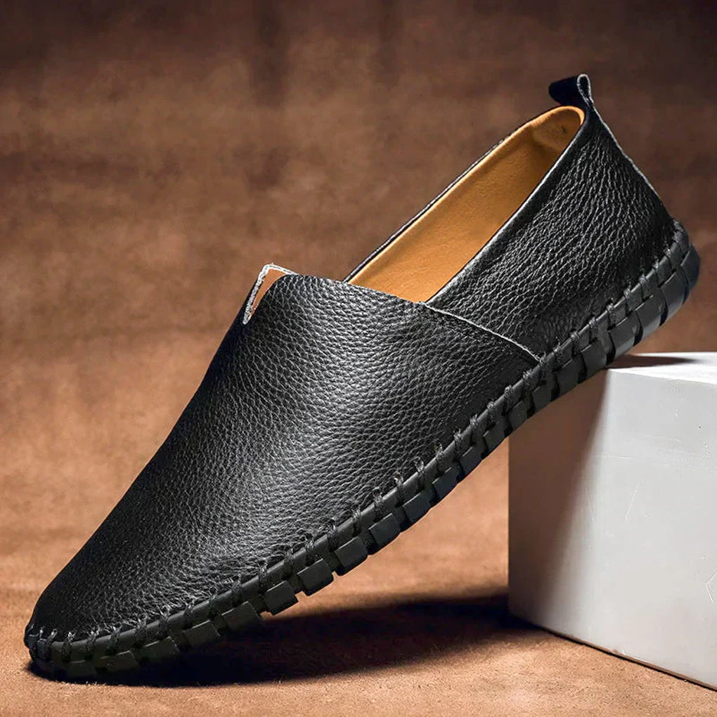 Mocasines elegantes de piel auténtica mate sin cordones