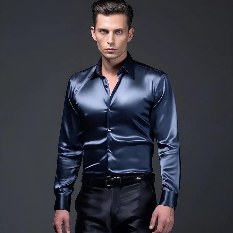 Camisa brillante de hombre de negocios