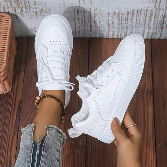 Zapatillas blancas para mujer