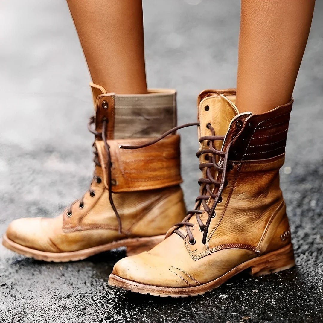 Botas retro vintage de piel con cordones