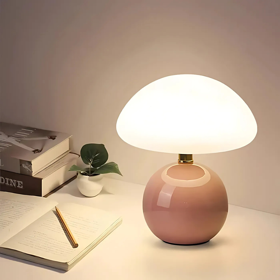 Solina – Lámpara de Mesa LED en Forma de Seta con Estilo