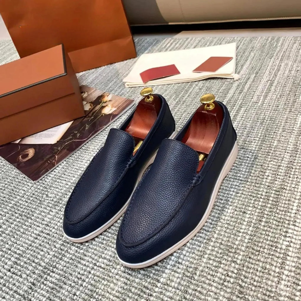 Mocasines para dama y caballero: estilo elegante y versátil