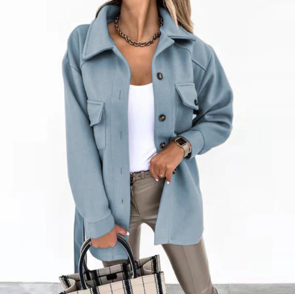 Chaqueta de Primavera para Mujer: Elegancia Atemporal y Funcionalidad para la Temporada