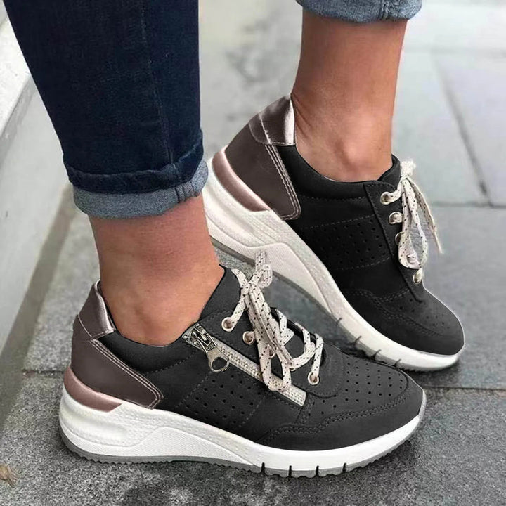 Zapatillas de suela gruesa de última tendencia para mujer