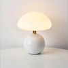 Solina – Lámpara de Mesa LED en Forma de Seta con Estilo