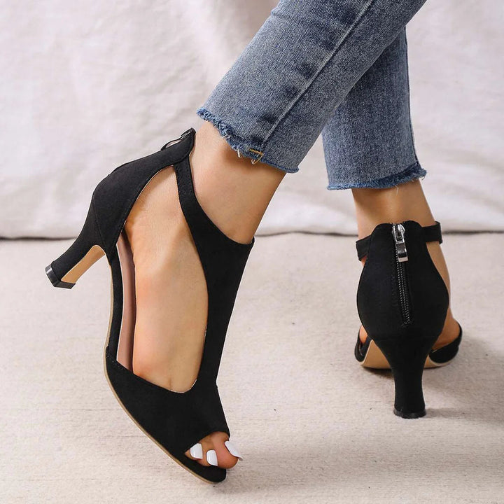 Sandalias elegantes de tacón para mujer