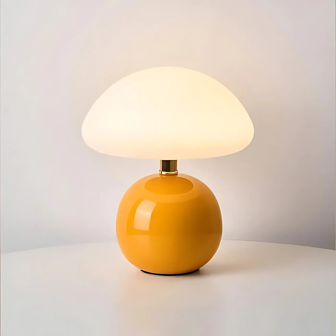 Solina – Lámpara de Mesa LED en Forma de Seta con Estilo