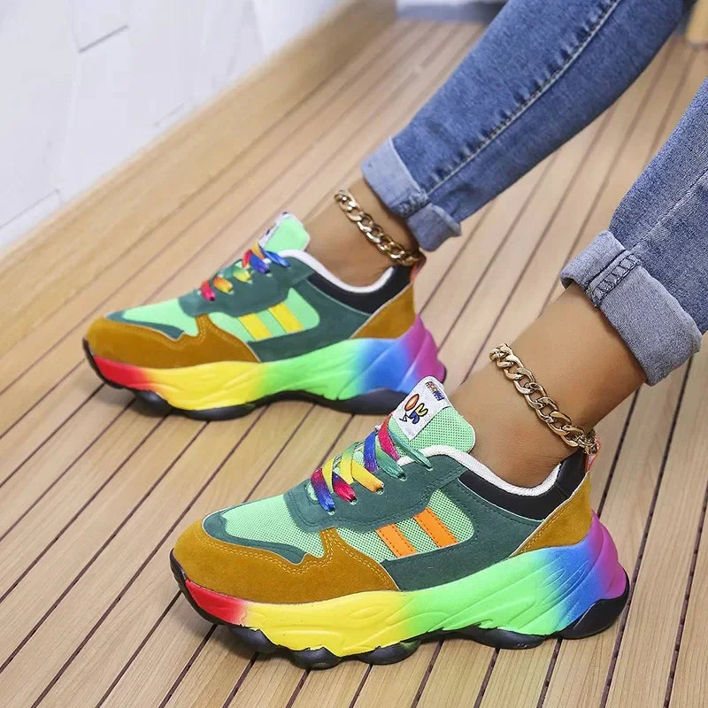 Zapatillas multicolores de moda con suela de plataforma