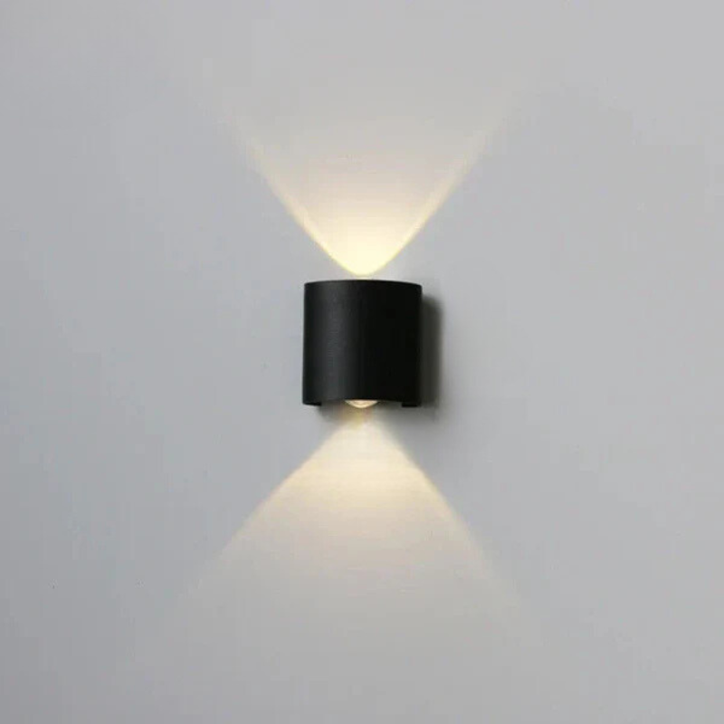 LumiAqua | Lámpara de Pared Moderna Impermeable para Uso Interior y Exterior con Tecnología LED de Bajo Consumo
