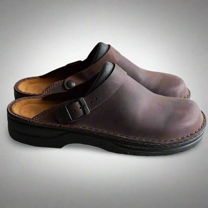 Zuecos unisex de cuero sin cordones