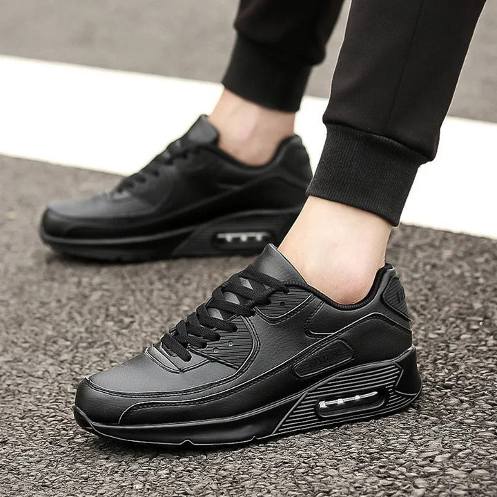 Zapatillas de Cuero Blanco con Suela Alta para Hombre | Estilo Urbano Elegante