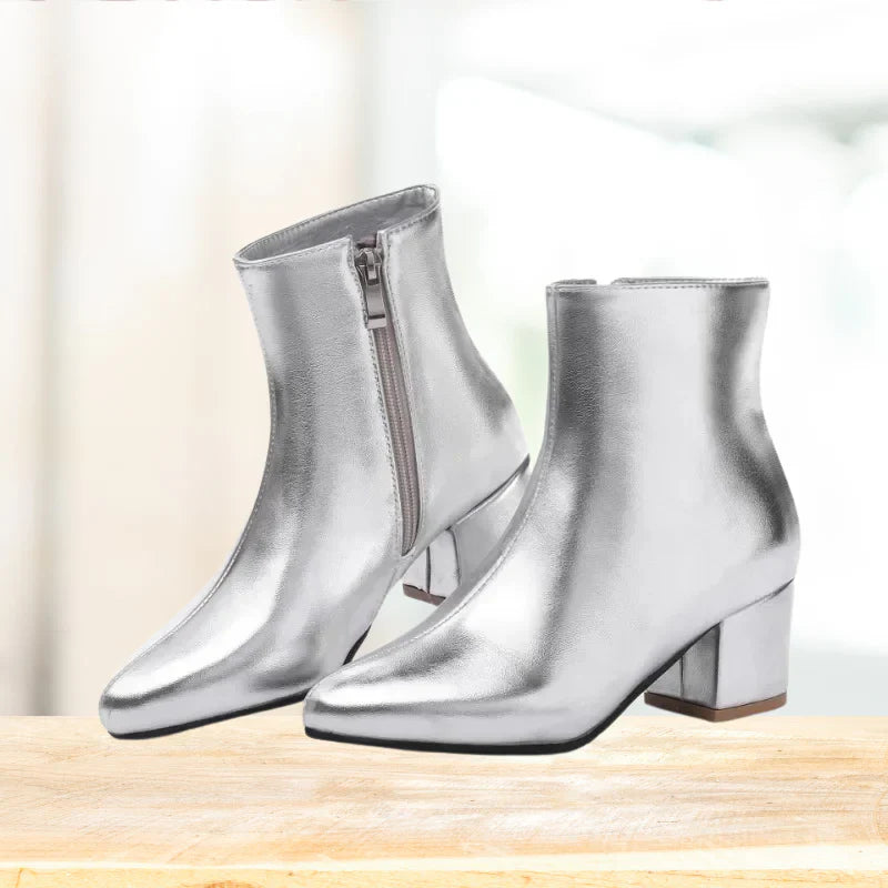 Elegantes botines plateados para mujer