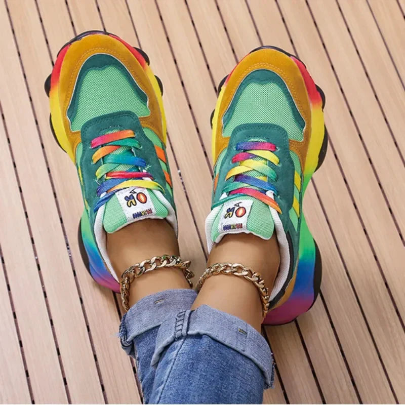 Zapatillas multicolores de moda con suela de plataforma