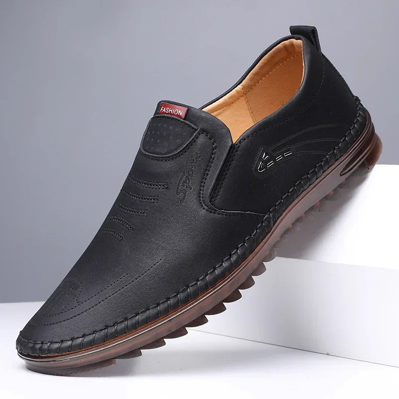 Mocasines de cuero elegantes para hombre: sofisticación sin esfuerzo en cada paso