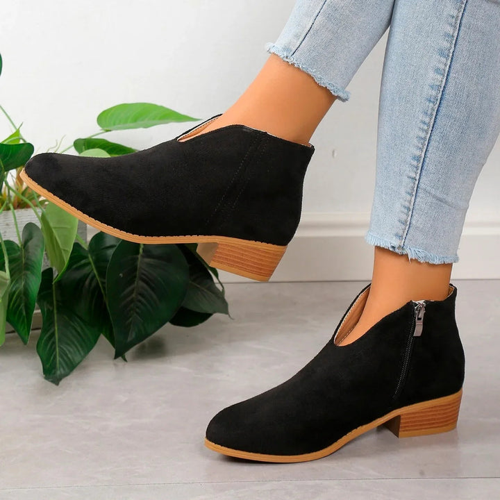 Elegantes botines de ante para mujer