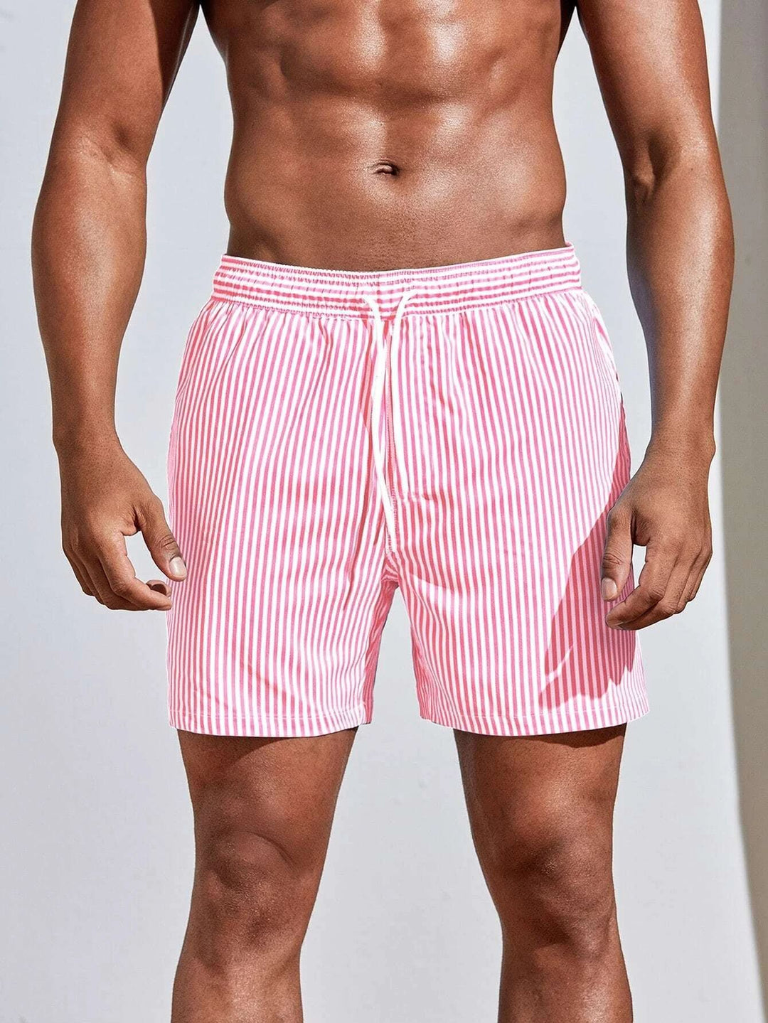 Elegantes pantalones cortos para hombre