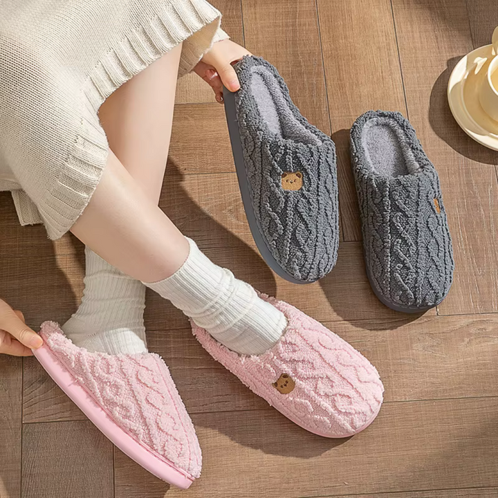 Cálidas zapatillas de felpa para mujer