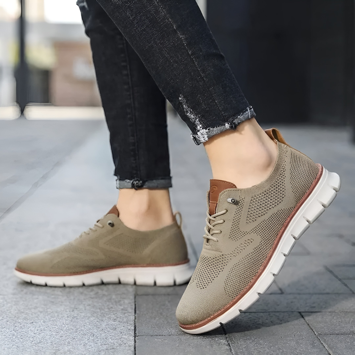 Zapatilla de Mujer de Malla Tejida Transpirable con Cordones