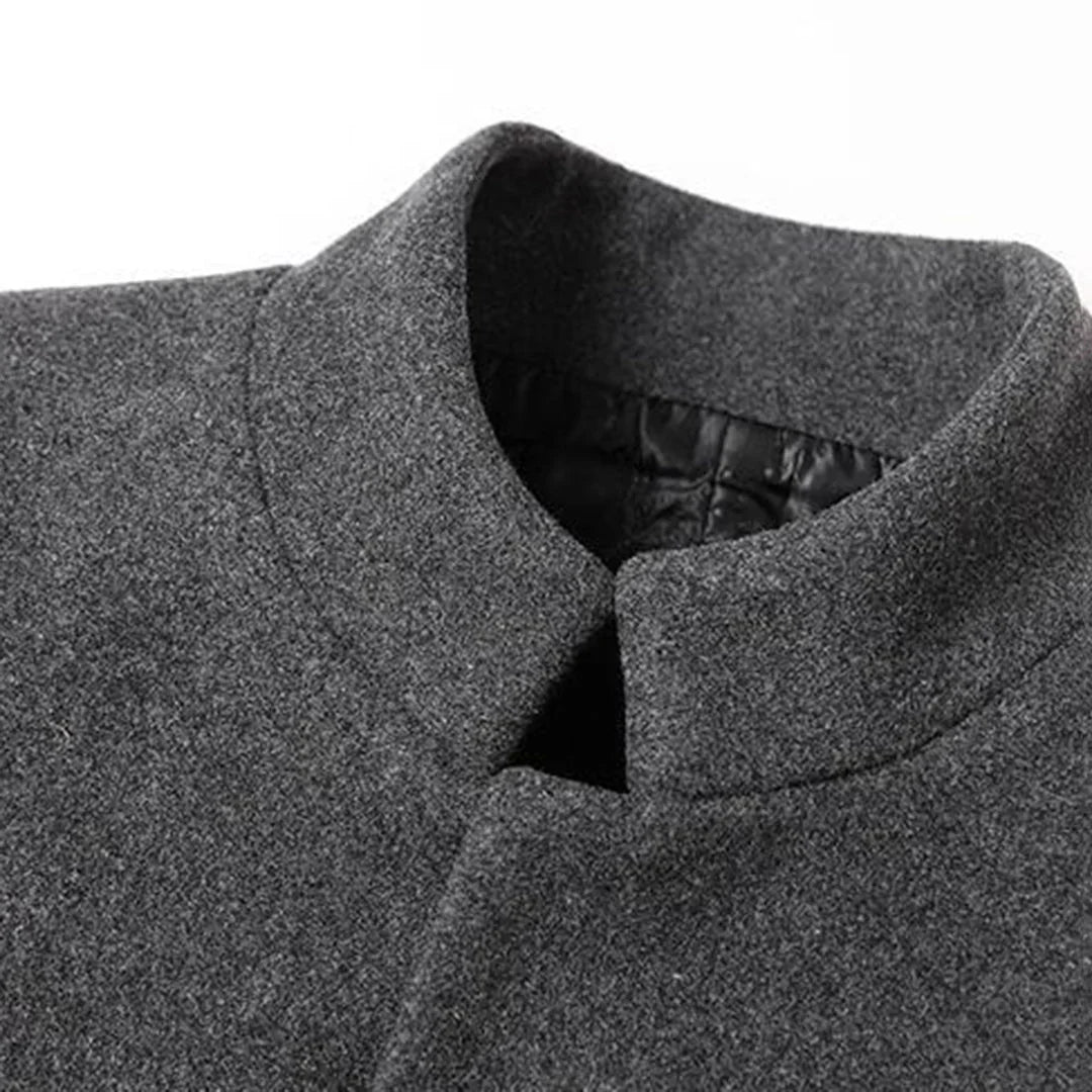 Alexander: abrigo largo de gala para hombre con elegancia atemporal