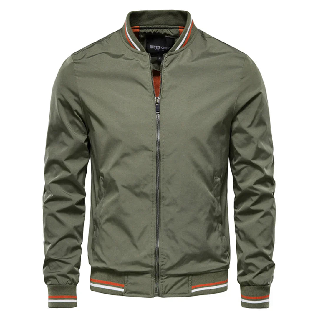 Chaqueta bomber UrbanFlex: estilo elegante y comodidad para el día a día