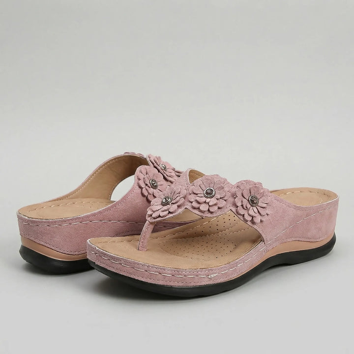 Blossandra - Sandalias de cuña con detalle floral