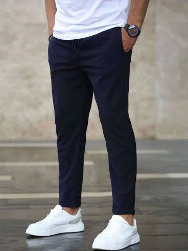 Pantalones elásticos modernos para hombre