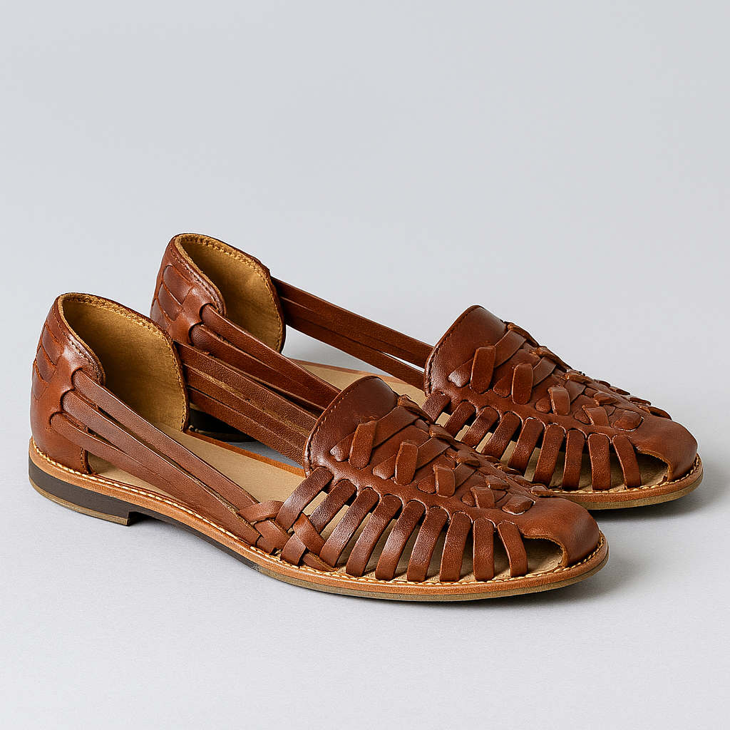 Sandalias de mujer con puntera cerrada y tiras traseras