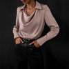 Elegante blusa de seda para mujer: lujosa y con estilo