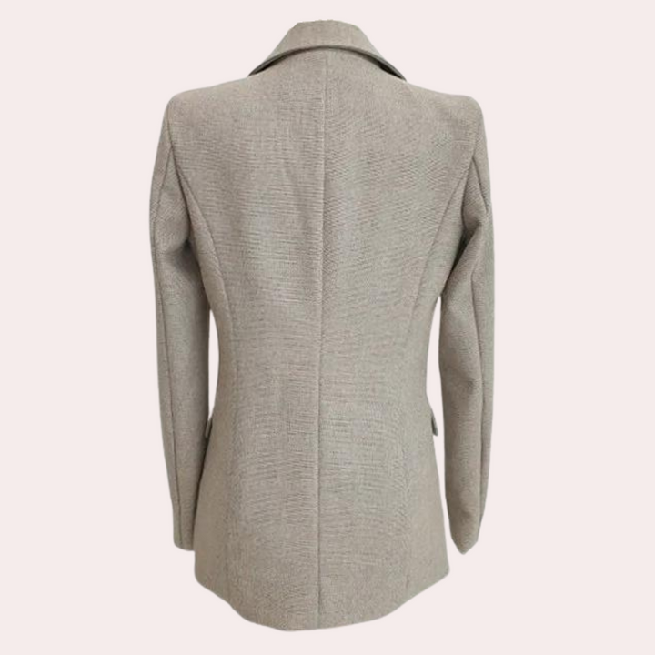 Traje de tres piezas para mujer