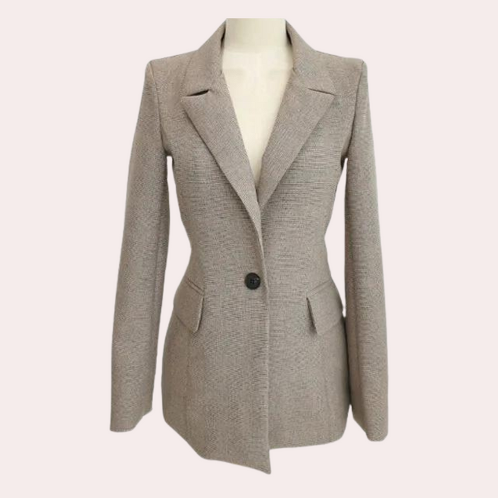 Traje de tres piezas para mujer