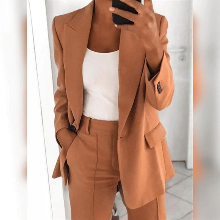 Conjunto Elegante de Dos Piezas para Mujeres – Pareja Pulida para Looks Formales